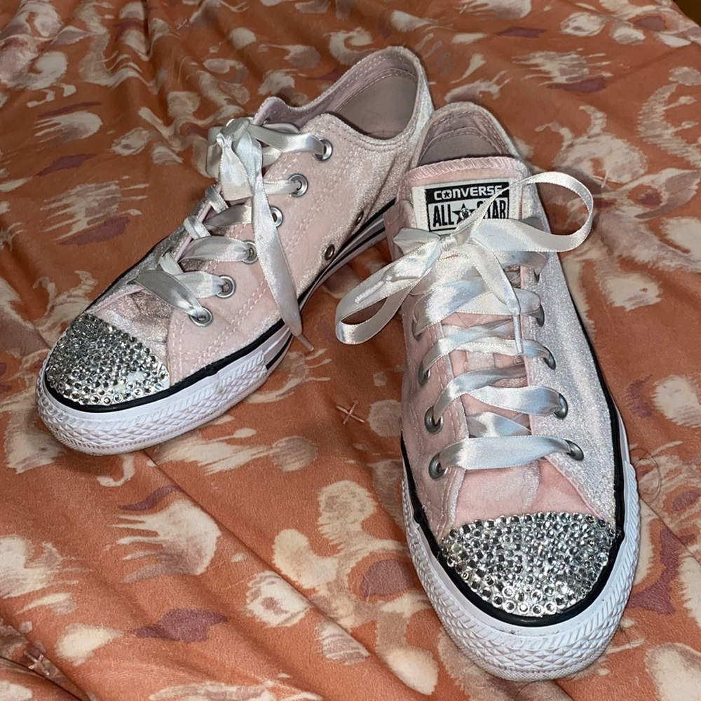 CUSTOM converse 🤩💕